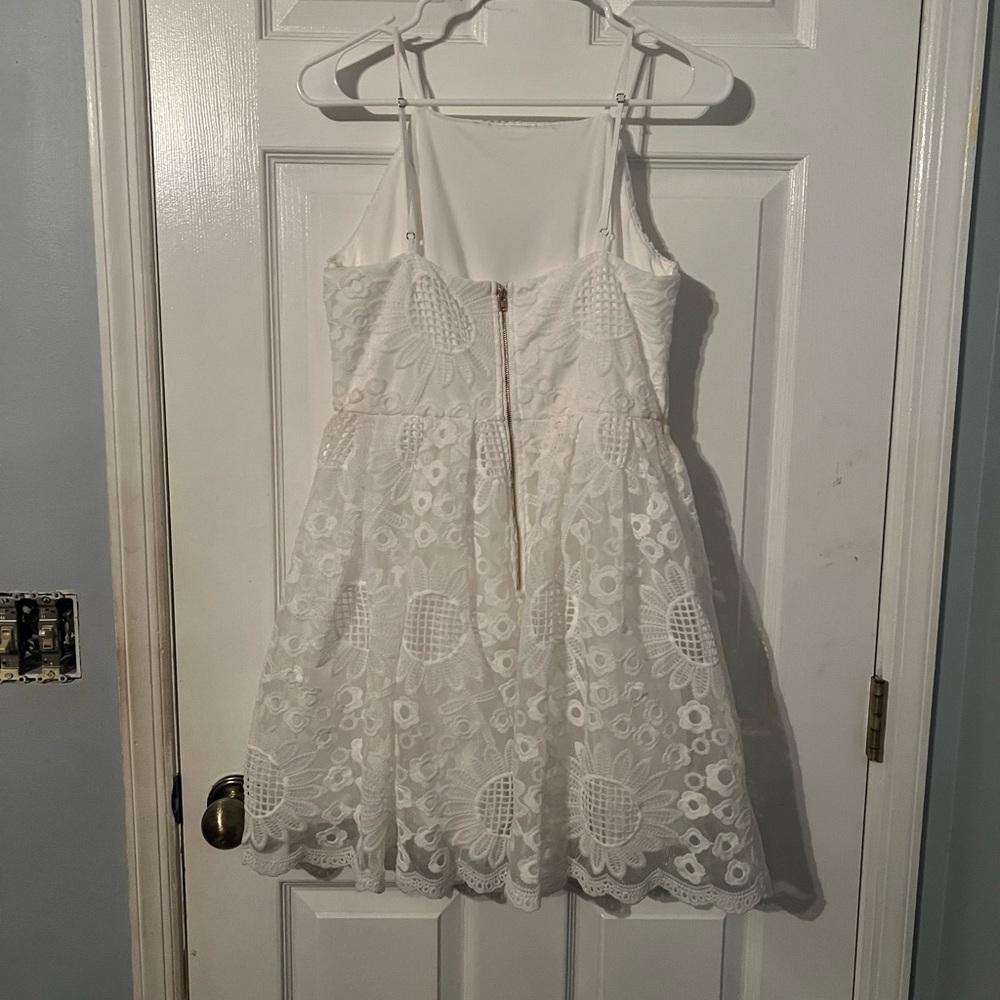 WHITE DRESSDAY SIZE M - Picture 2 of 3
